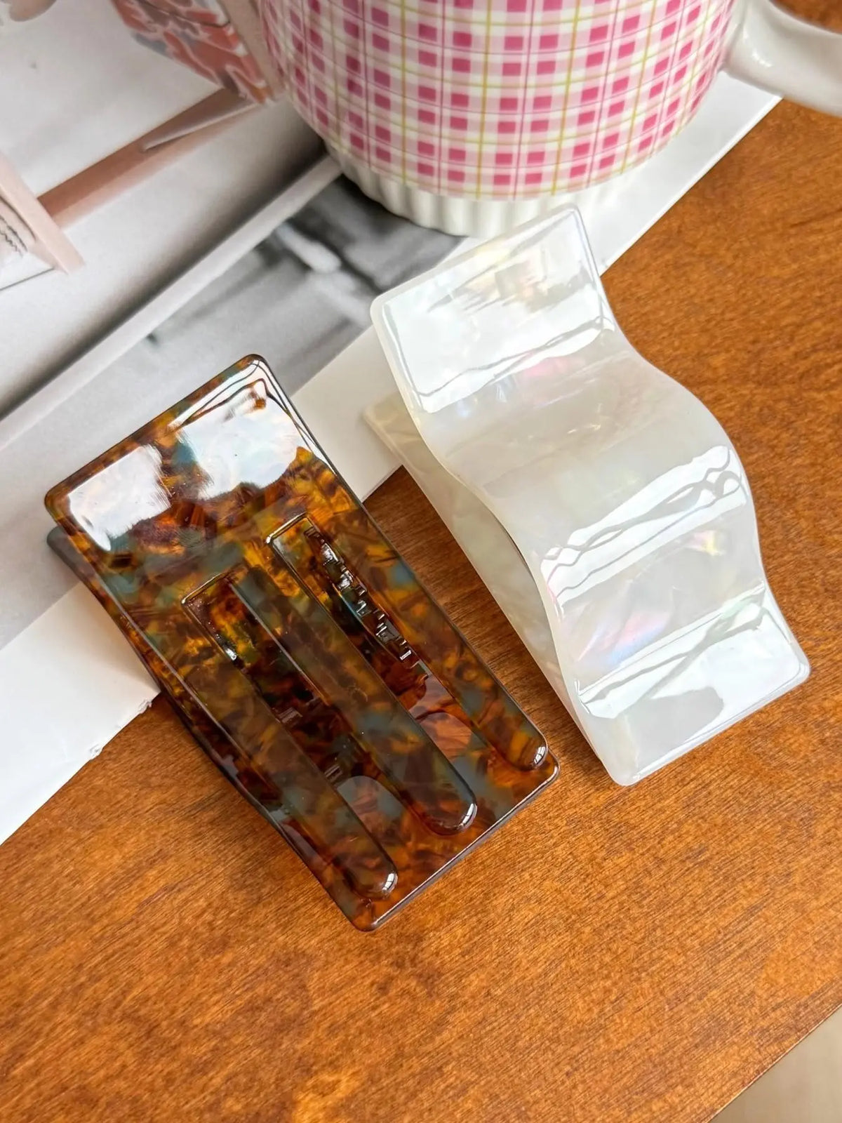 Three-Piece Hair Clip Set, Marble Pattern Floral Morandi Color, Stylish Acetate Material, Fashionable Hair Accessories, Hair Claws Set