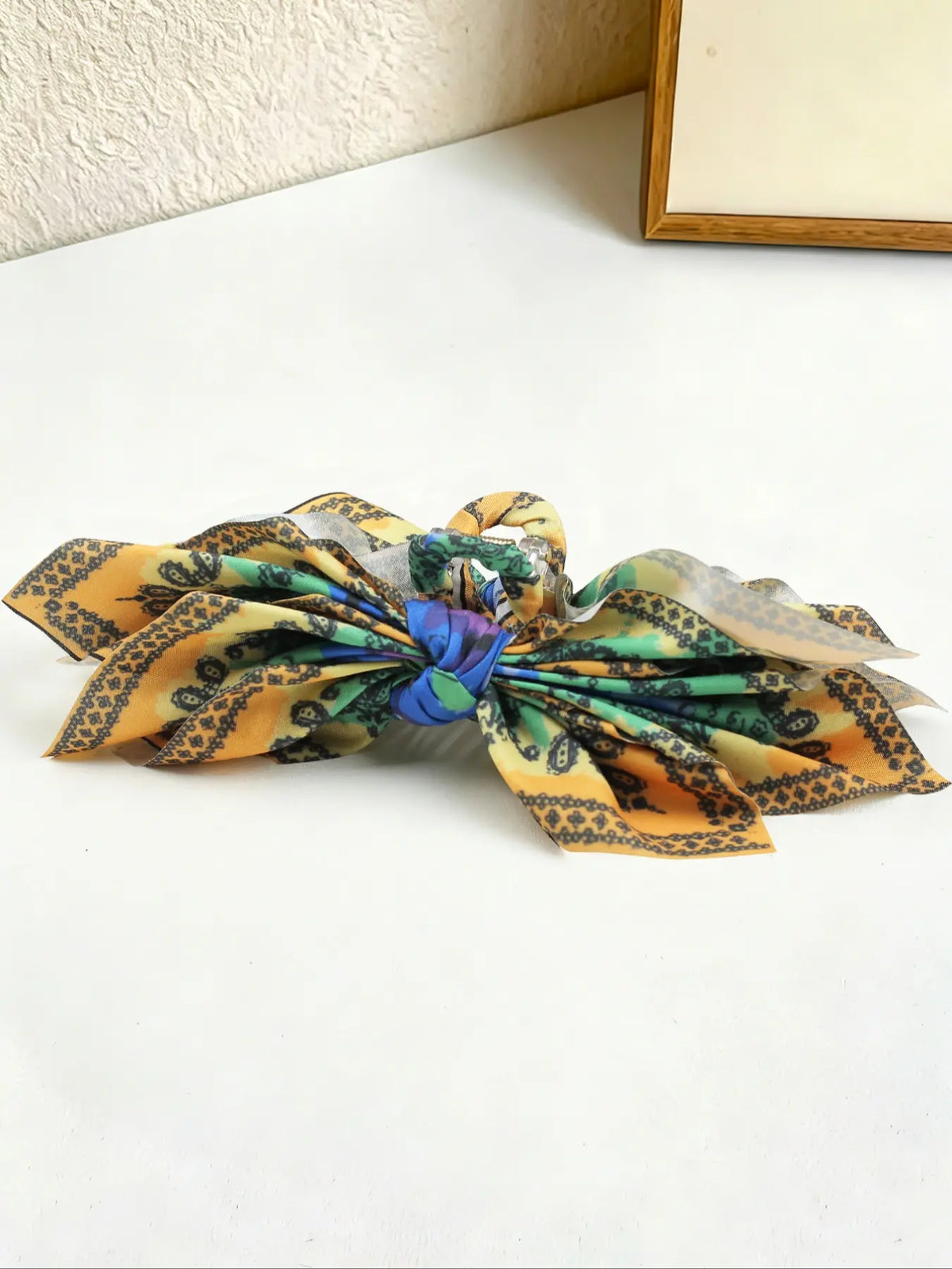 Boho Lotus Print Bow Hair Clip, Elegant Versatile Leopard Fabric Knot Butterfly Clip, Shark Bite Hair Claw for Daily and Beach Vacations, Fun Claw Clips, Super Cute Clips, Boho Hair Accessories