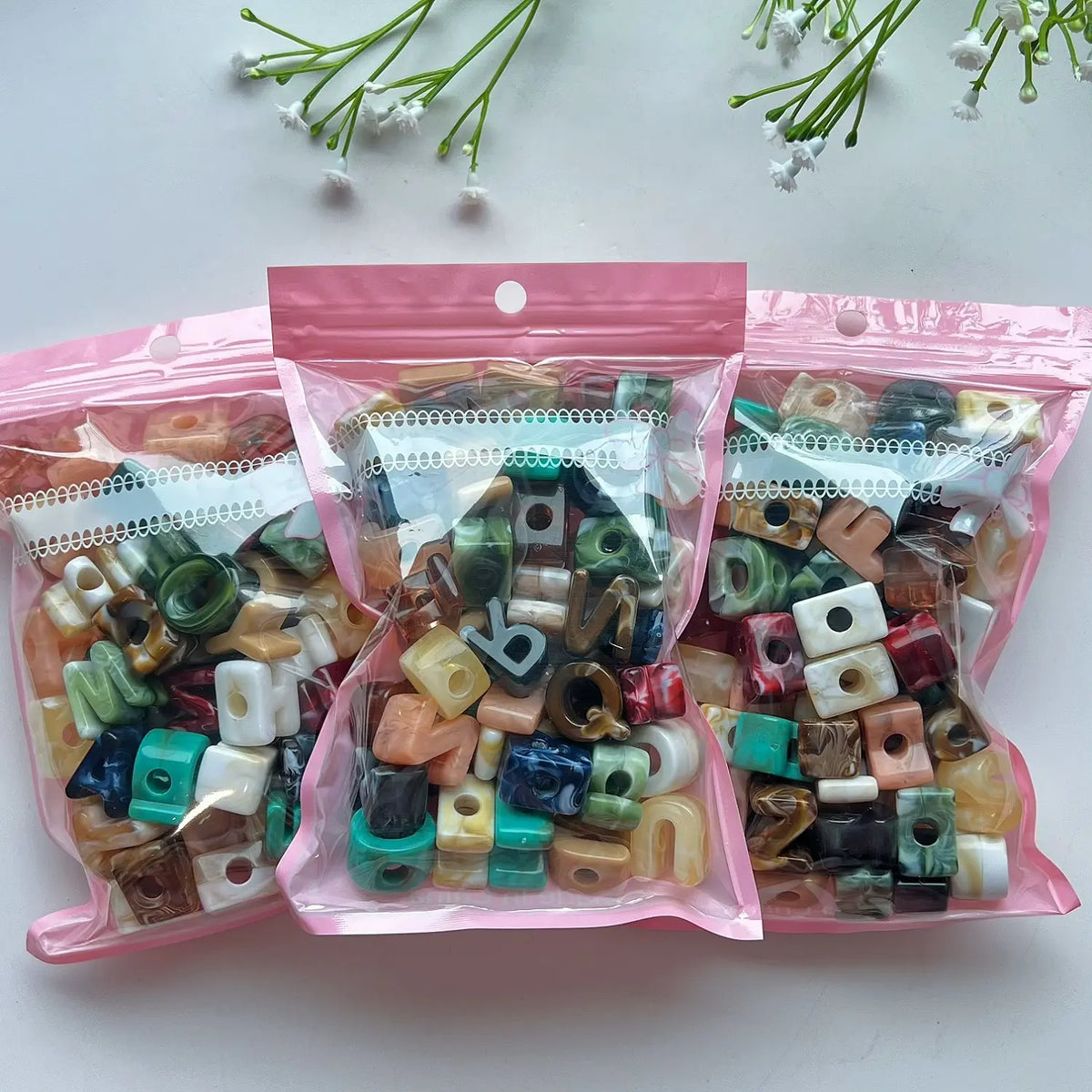 60 Pcs Acrylic Alphabet Letter Beads, Large Hole, Marble Pattern, Customizable for DIY Jewelry Making, Name Initials & Anniversary Gifts