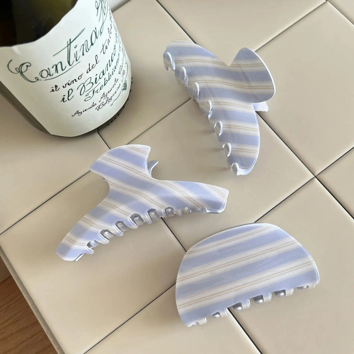3pcs Pastel Striped Acrylic Hair Claw Clips with Glossy Surface, Durable Spring Clasp Firmly Holds Hair. Two Classic Shapes Suit Thick & Thin Hair, Perfect for Casual Daily Updo Styling.,sohochic