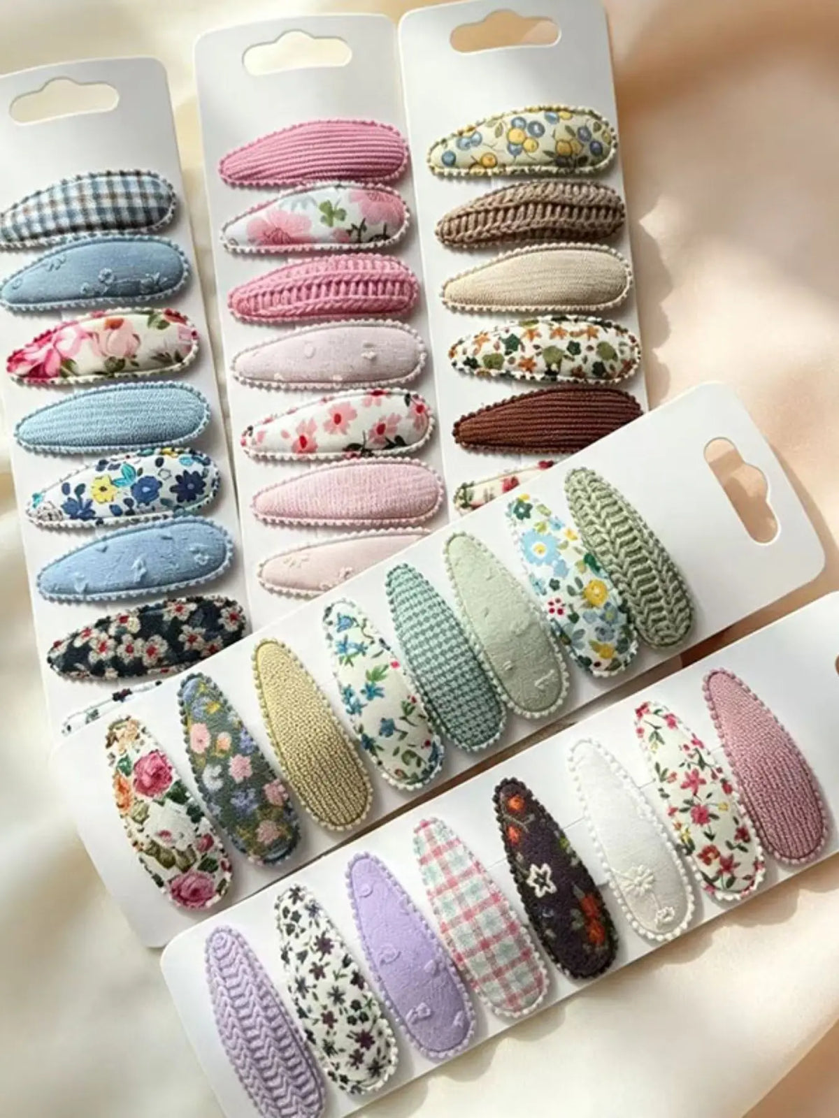 8pcs Simple Color Flower Hair Clips, Casual No-Trace Side Bangs Barrettes, All-Season Daily Use, Floral Design Hair Clips, Knitted Texture