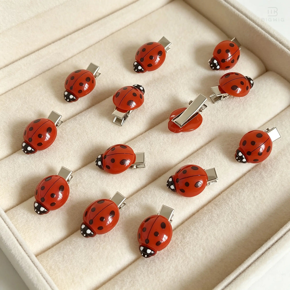 10/20 Pcs Cute Ladybug Hair Clips Funky Insect Bug Hair Clips for Teen Girls Women Whimsical Accessories for Back to School Halloween Themed Party Birthday Daily Wear sohochic