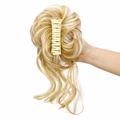 Large Serrated Claw Clip with Built-In Anti-Slip Texture for Secure, Pressure-Free Hold — Lightweight, Hollow-Core Design Ideal for Thick, Curly, Layered, or Wispy Hair; Matte Natural-Fiber Finish, Sweat-Resistant & Comfortable for Daily Wear