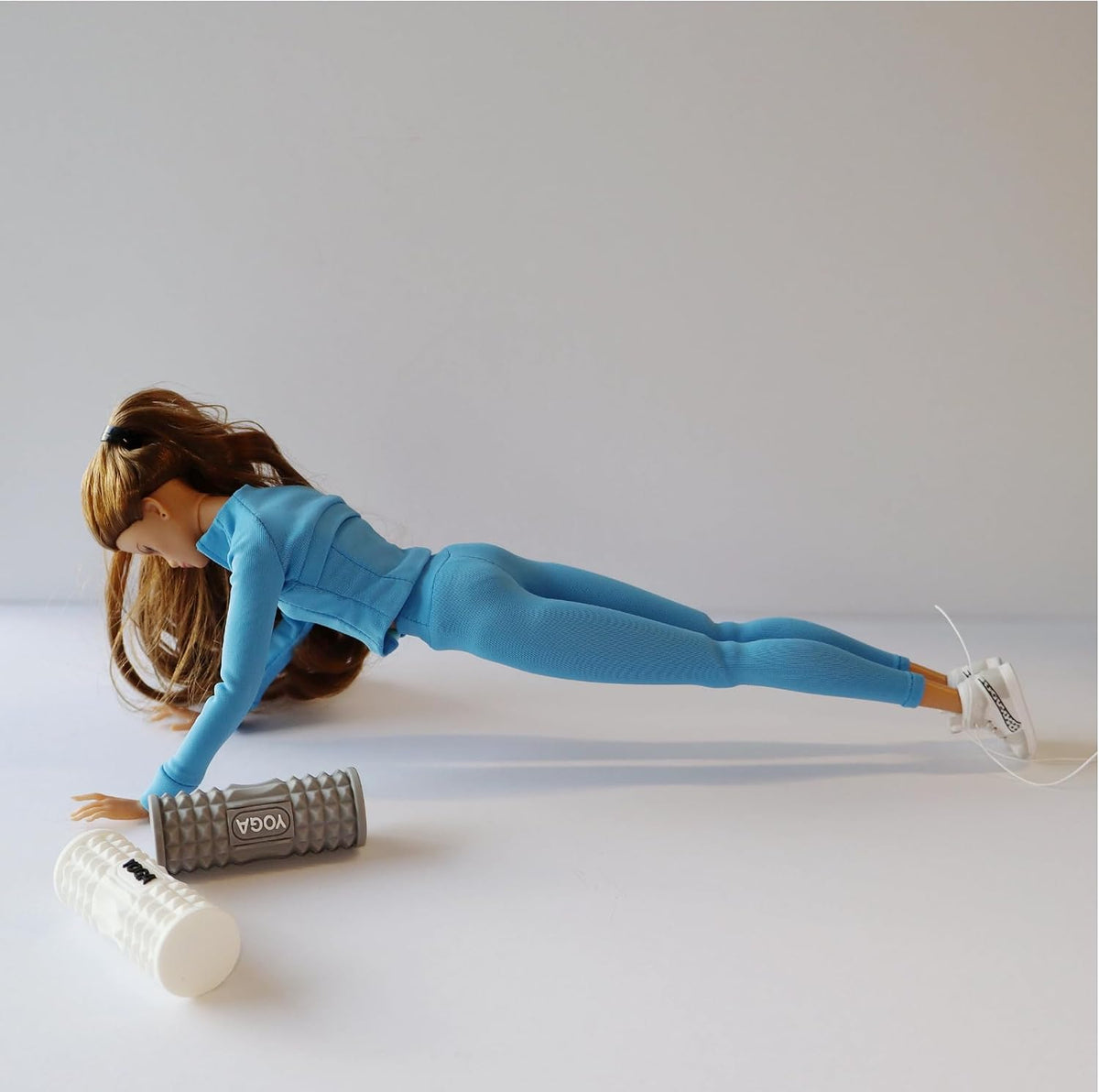 Fashion Doll Blue Yoga Athletic 3-Piece Set with Jacket and Leggings, Includes Sneakers, 1/6 Scale Doll Clothes