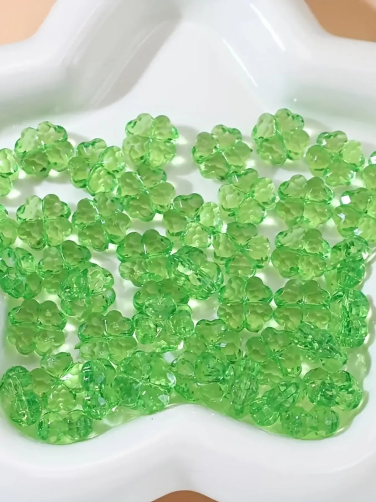 50pcs Acrylic Clover Beads, Lucky DIY Jewelry Making, DIY Beading, Jewelry Making Supplies, Four Leaf Clover Craft, Floral Necklace Earrings, Handmade Accessories, Wholesale Bead