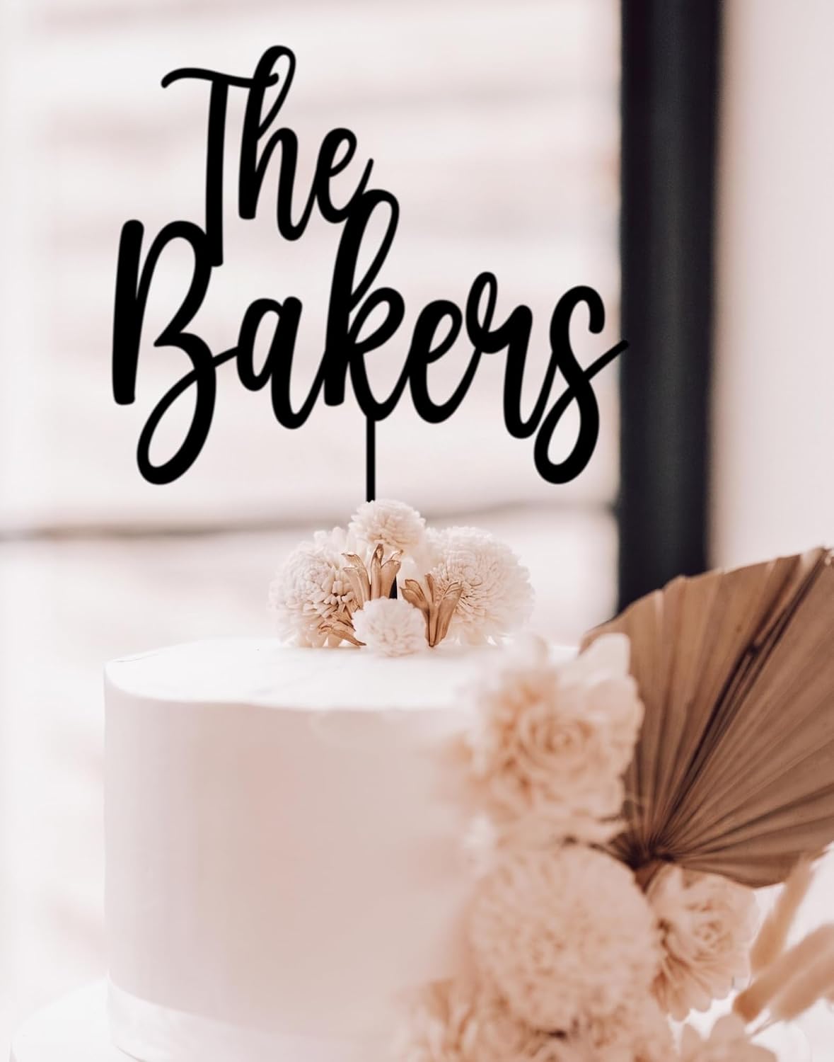 Personalized Wedding Cake Topper, Custom Lastnames"Wood Cake Decor, Available in Gold, Silver, Black, White, & Natural Wood (Design 10)