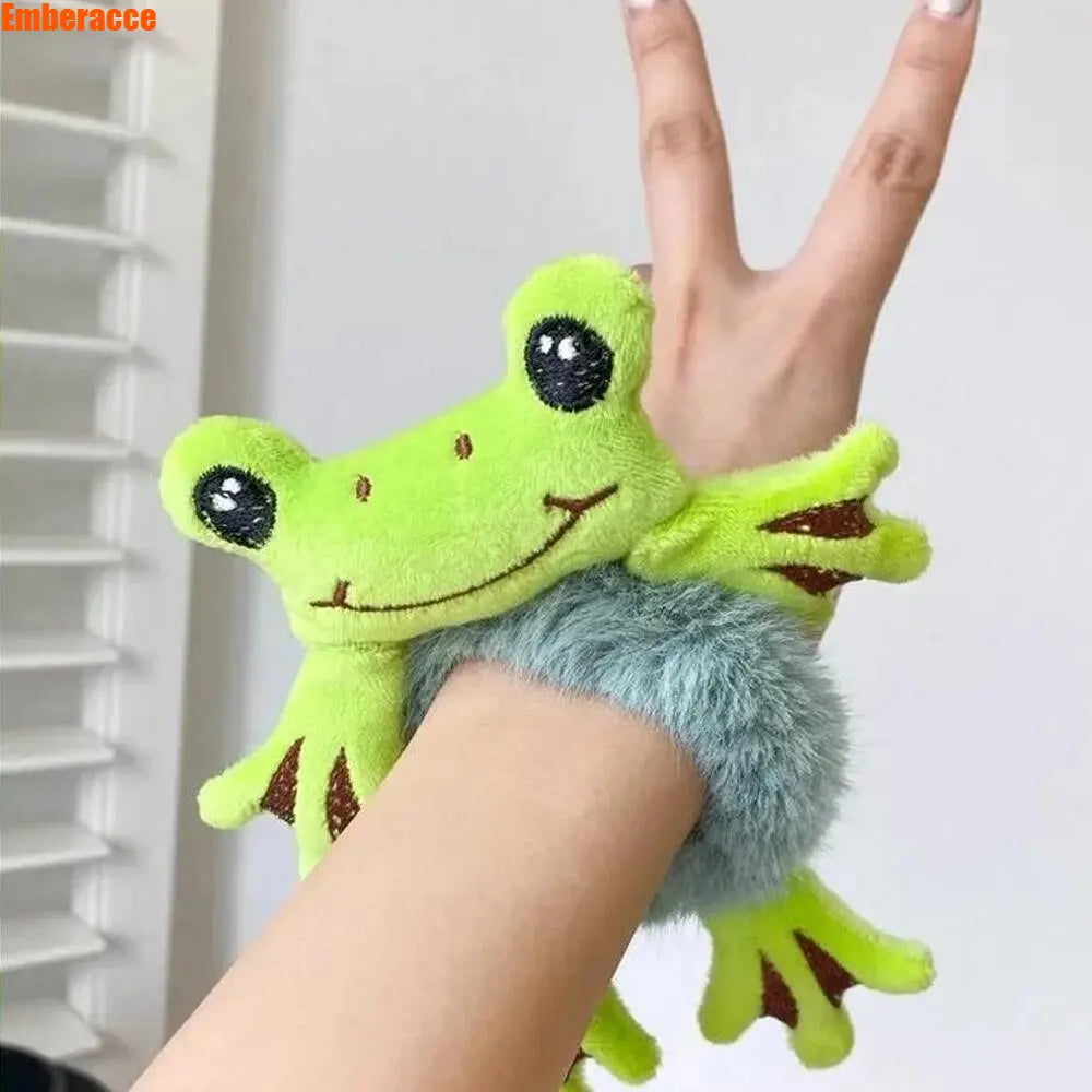 2pcs Frog Scrunchie for Women, Cute Plush Hair Tie with Soft Fabric, Stretchy Elastic Hair Accessories for Thick Hair, Fun Animal Hair Tie for Ponytails, Buns, Everyday Wear, Gifts,sohochic