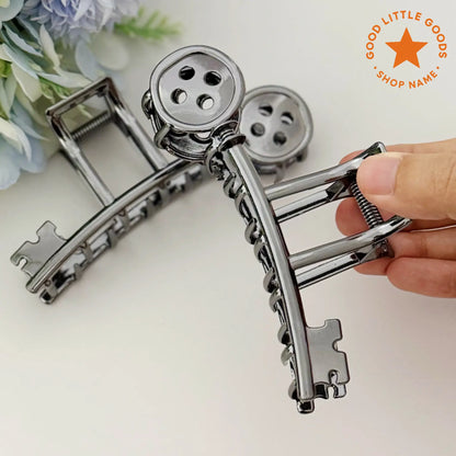 Button Key Hair Claw Clip – Halloween Alt Style Retro Metal Hair Accessory