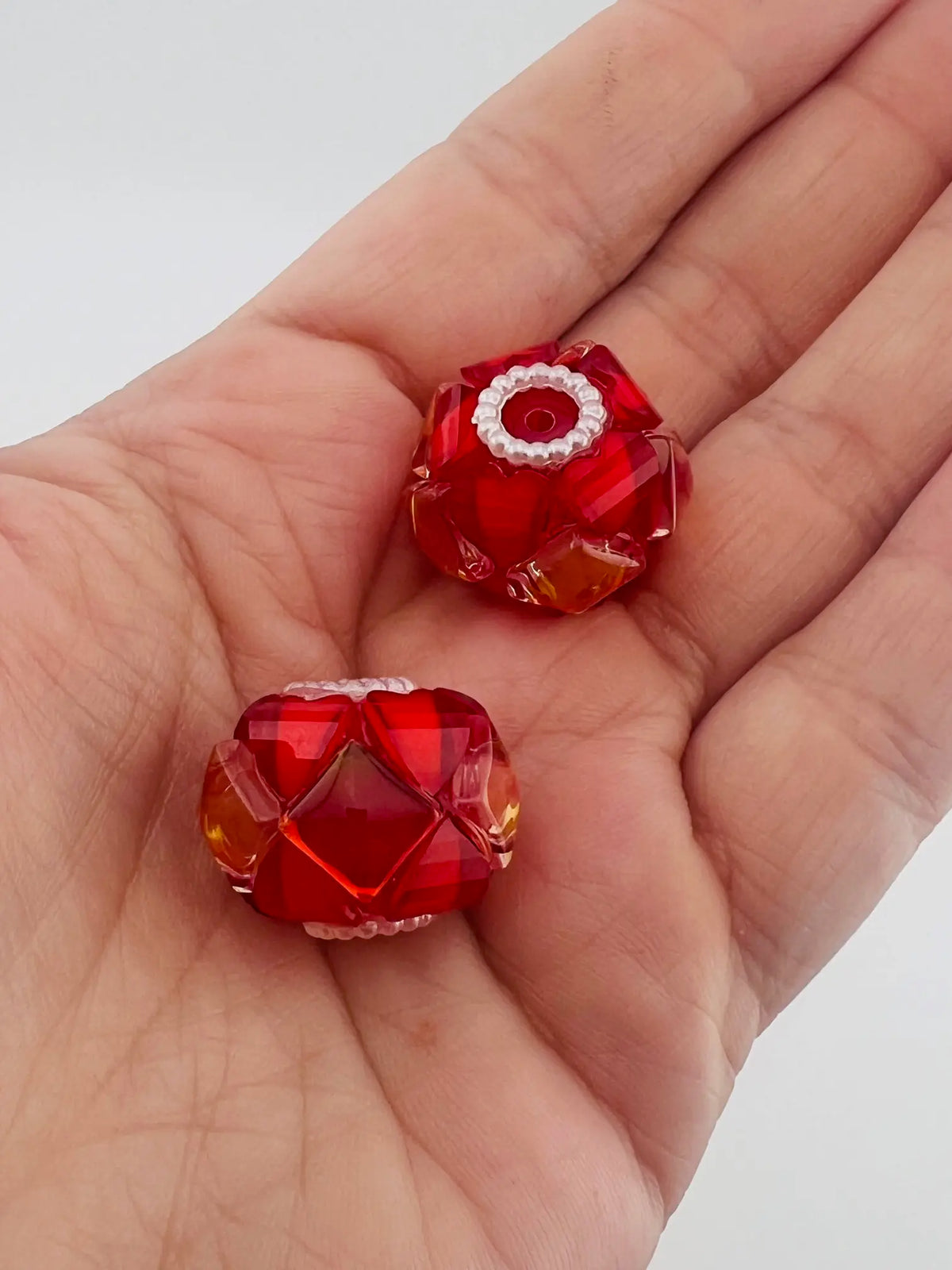 F15-Solid Colored Handcrafted Glass Dimond Beads 2 Pack