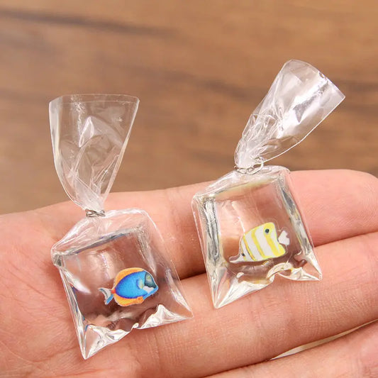10 Random Transparent Resin Goldfish and Clown Fish Pocket Pendants, Jewelry Art Animal Charms for DIY, Micro Landscape Decor and Office Desk Decoration, Diy With Charms