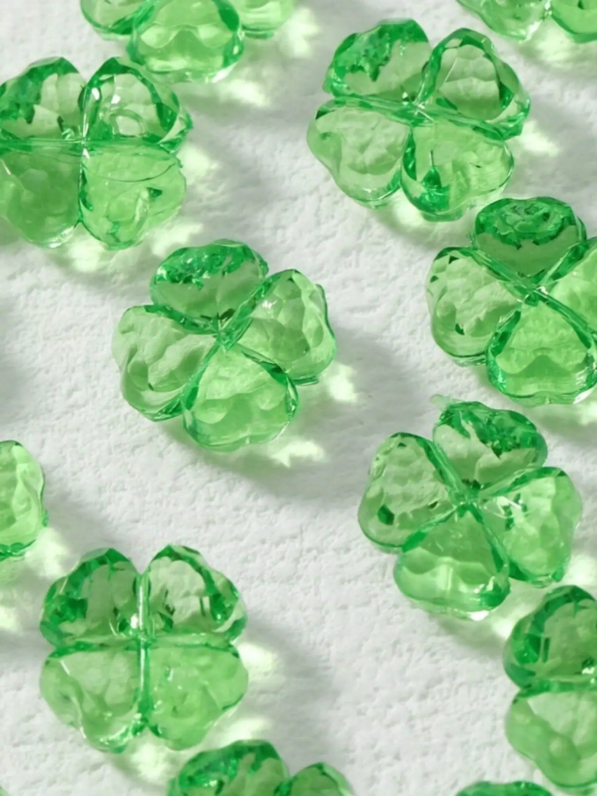 50pcs Acrylic Clover Beads, Lucky DIY Jewelry Making, DIY Beading, Jewelry Making Supplies, Four Leaf Clover Craft, Floral Necklace Earrings, Handmade Accessories, Wholesale Bead