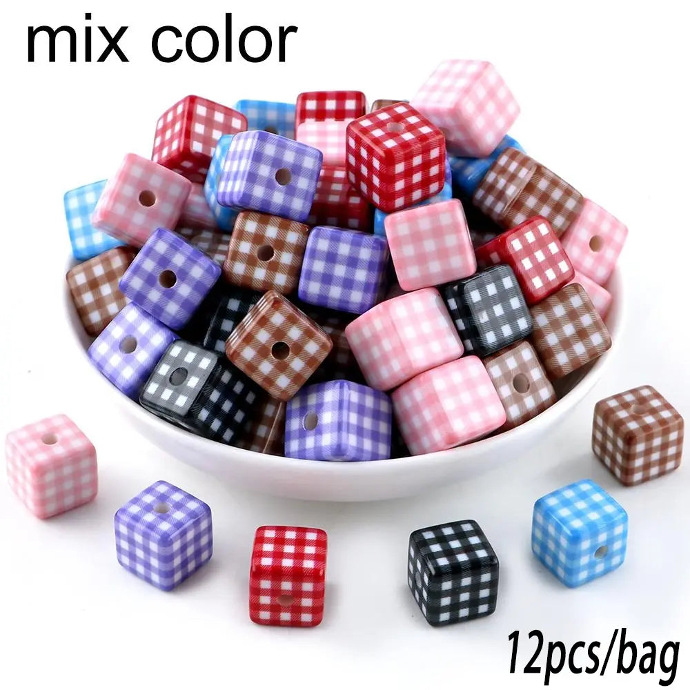14×14mm 12pcs Acrylic Checkered Cube Beads, DIY Beads, Smoothly Threaded, Ideal for Holiday Decorations Crafts, Suitable for Making Necklaces Bracelets Keychains Phone Charms and other Beads&Bead Assortment